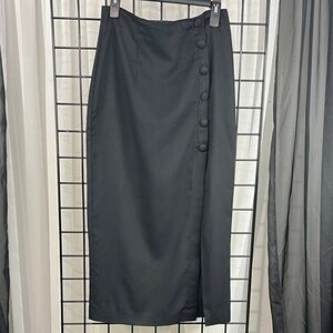Chic Black Buttoned Maxi Skirt